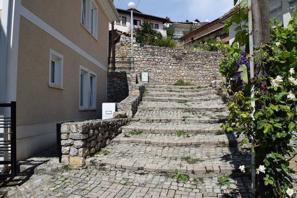 Apartment And Studio Damjan Охрид Экстерьер фото