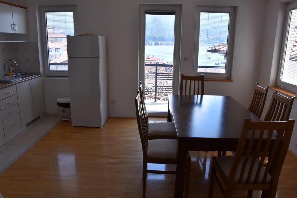 Apartment And Studio Damjan Охрид Экстерьер фото